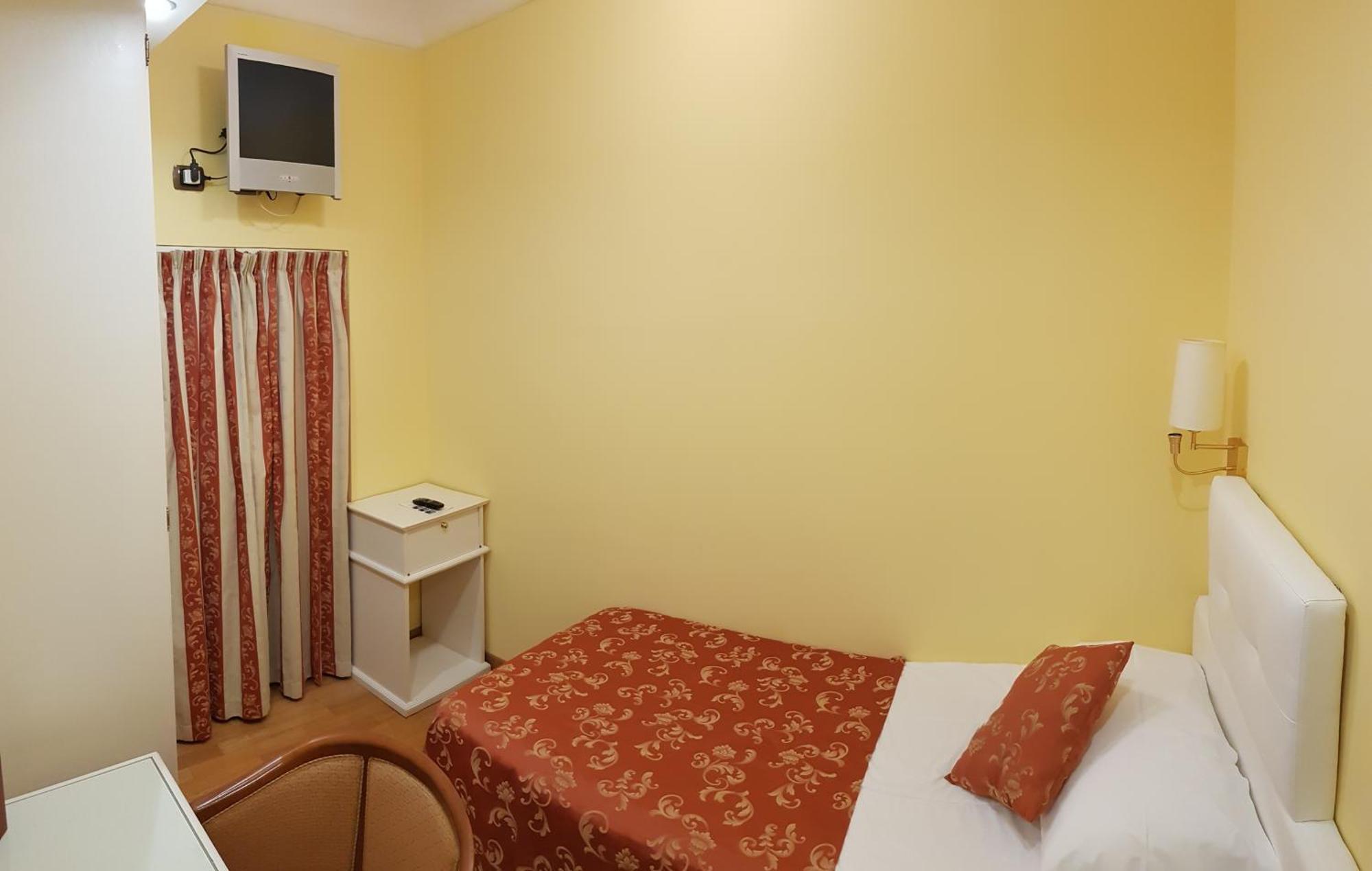 Hotel Castel Gandolfo Quarto foto